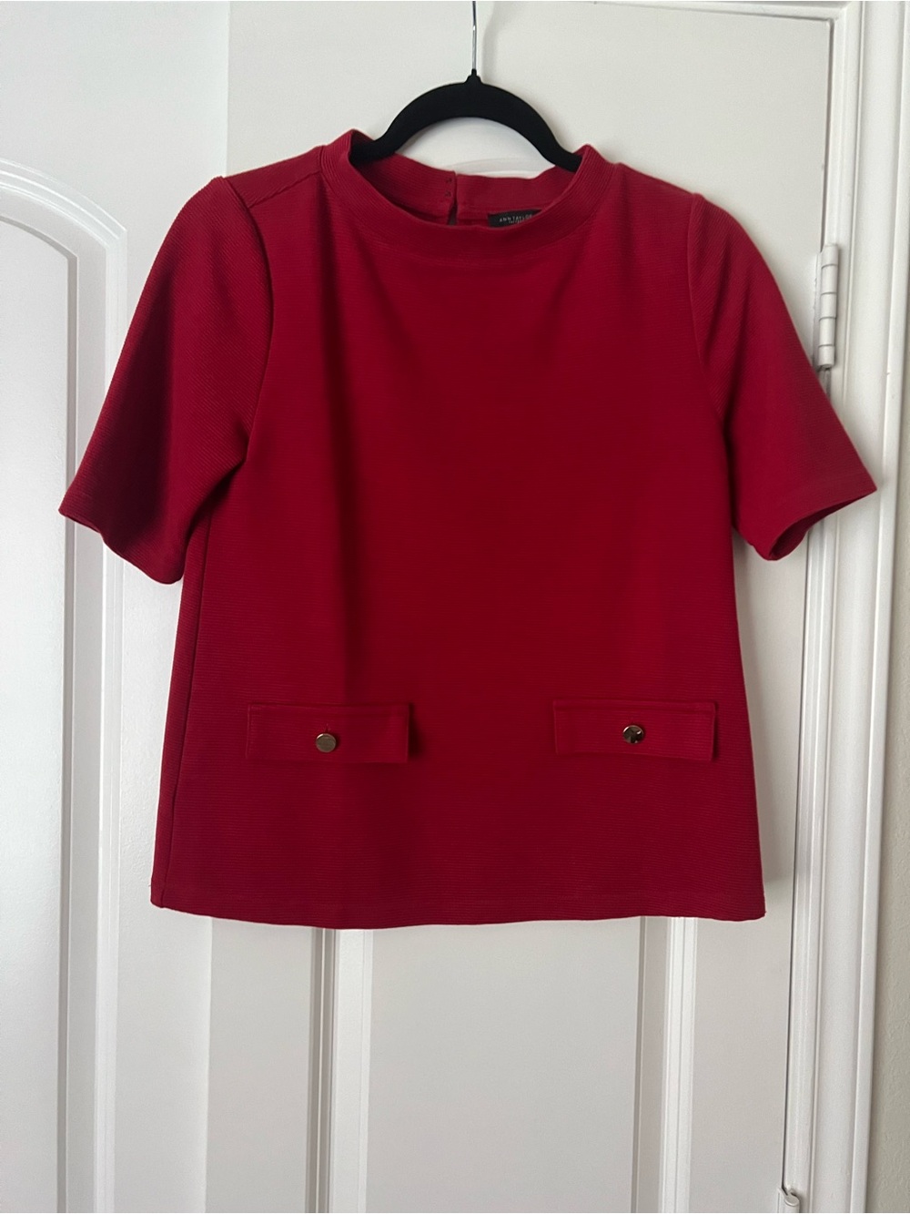 Ann Taylor Red Short-Sleeve Boxy Top with Tab Details